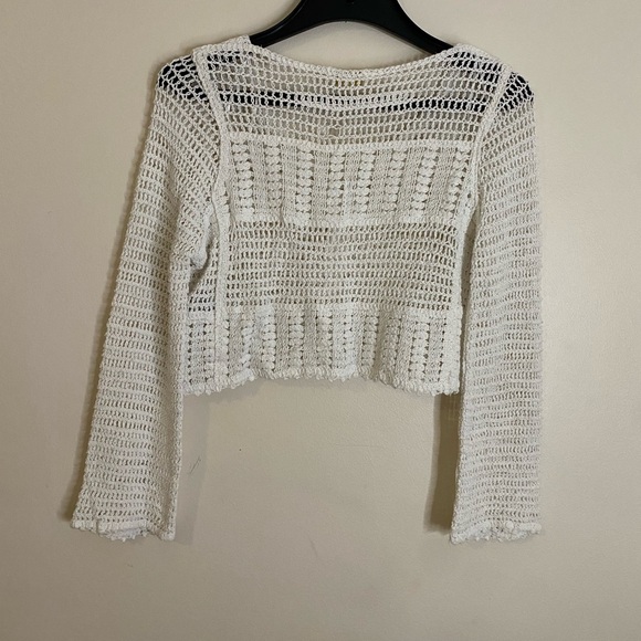 Rebellion White Crochet Button-Up crop Cardigan - Picture 5 of 7